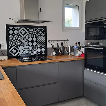 Holiday home Maison Proche Plages Du Debarquement
